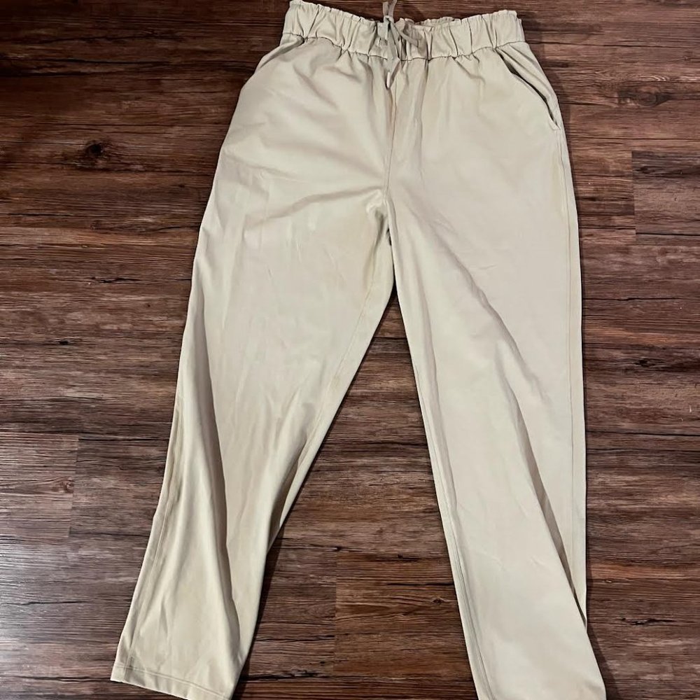 Lululemon Keep Moving Pant 7/8 High Rise Trench W5CZES Sz. 8